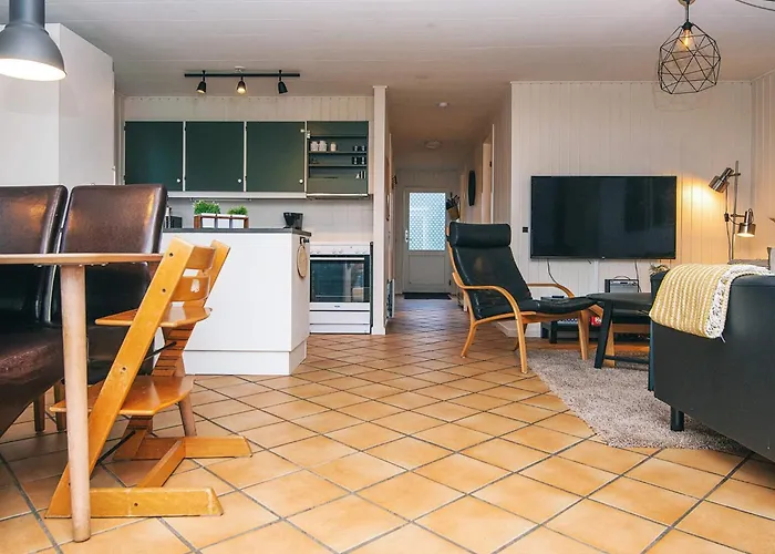 Three-bedroom In Toftlund 32 Vestergård